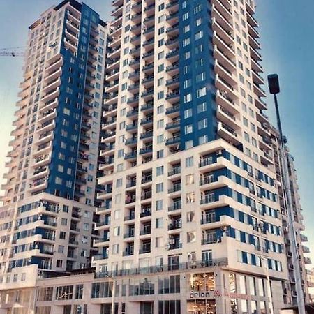 Luxure Apartments Batumi Ngoại thất bức ảnh