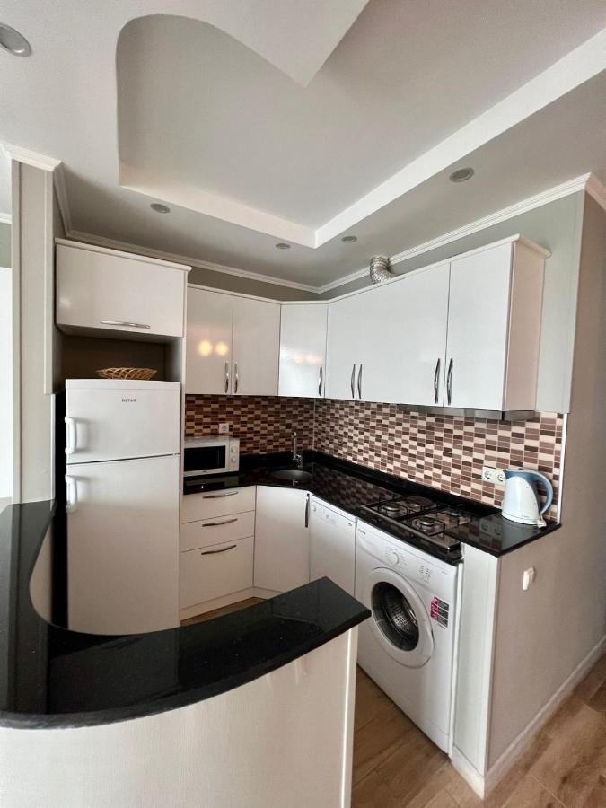 Luxure Apartments Batumi Ngoại thất bức ảnh