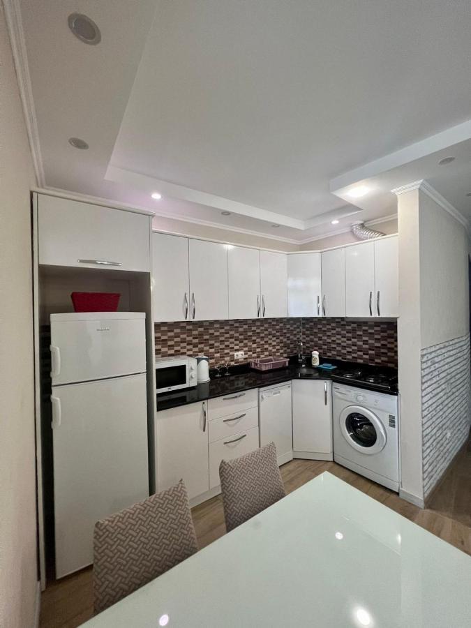 Luxure Apartments Batumi Ngoại thất bức ảnh